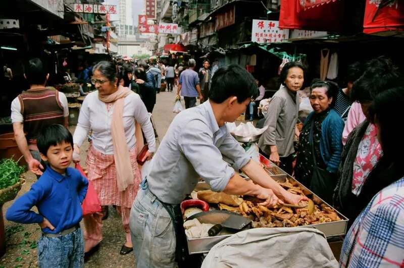 年入百万！香港街头这群人 竟是隐形富豪！