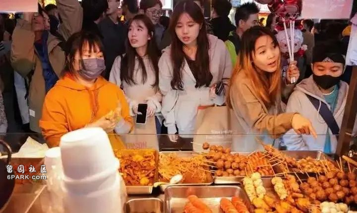 年入百万！香港街头这群人 竟是隐形富豪！