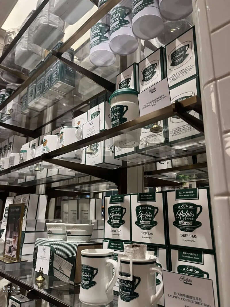 服装品牌咖啡店:拉夫劳伦 38 元拿铁 Zara 果味特调 服装品牌咖啡店:拉夫劳伦 38 元拿铁 Zara 果味特调