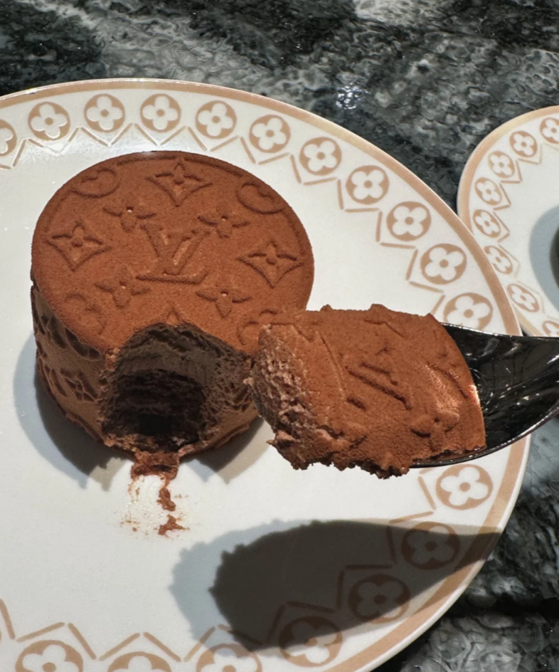 服装品牌咖啡店:拉夫劳伦 38 元拿铁 Zara 果味特调 服装品牌咖啡店:拉夫劳伦 38 元拿铁 Zara 果味特调