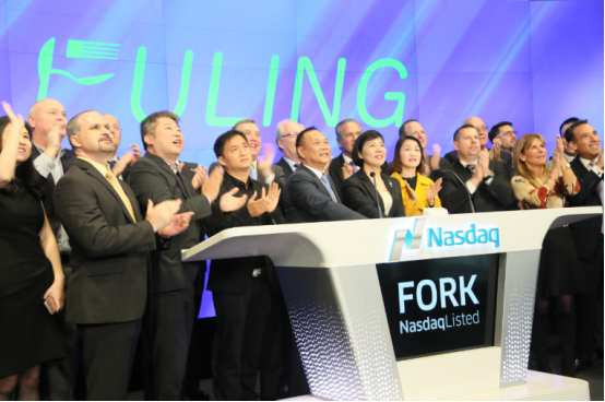 28 岁白手起家 她用叉子撬动美国市场 打破关税围剿