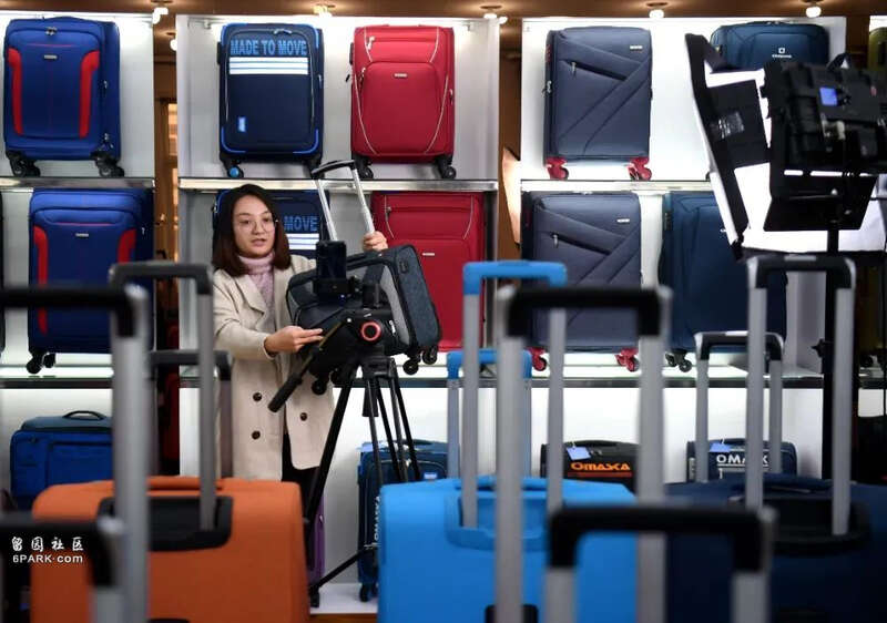 一件 T 恤 1 块 6 毛 8：河北电商到底有多猛？