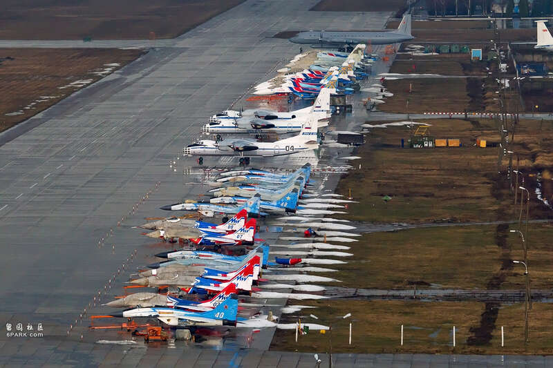 凤凰周刊：5 月 9 日，胜利日红场阅兵