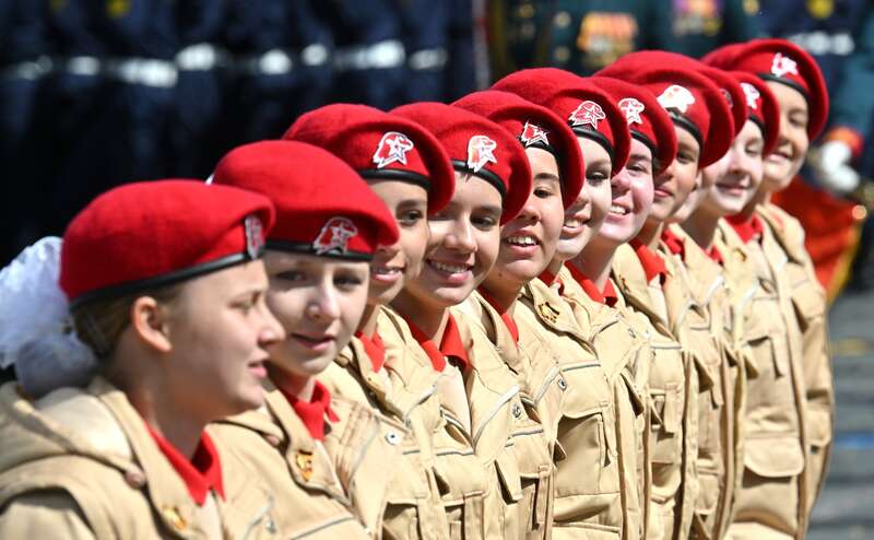 凤凰周刊：5 月 9 日，胜利日红场阅兵