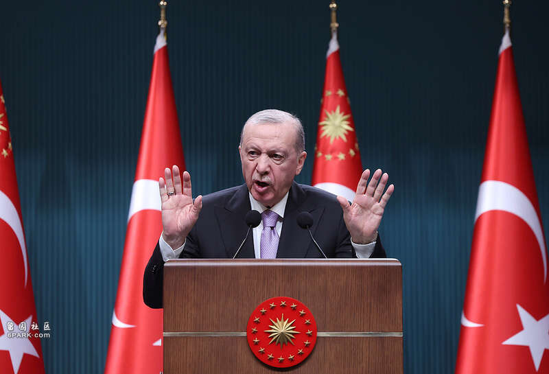 让土耳其紧张 40 年的武装组织为何突然解散？