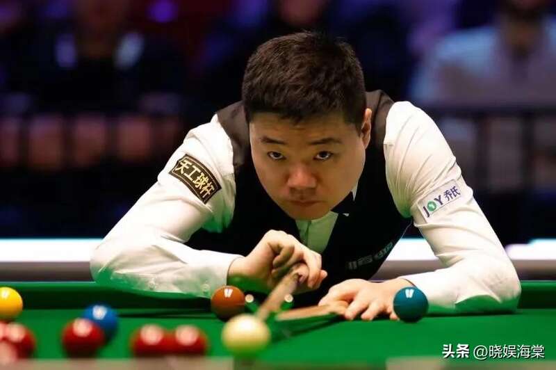 赵心童家世被扒 父亲曾是院长 女友剑桥毕业