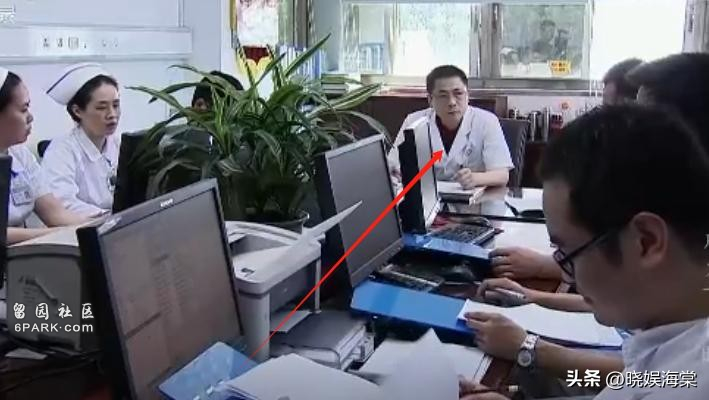 赵心童家世被扒 父亲曾是院长 女友剑桥毕业